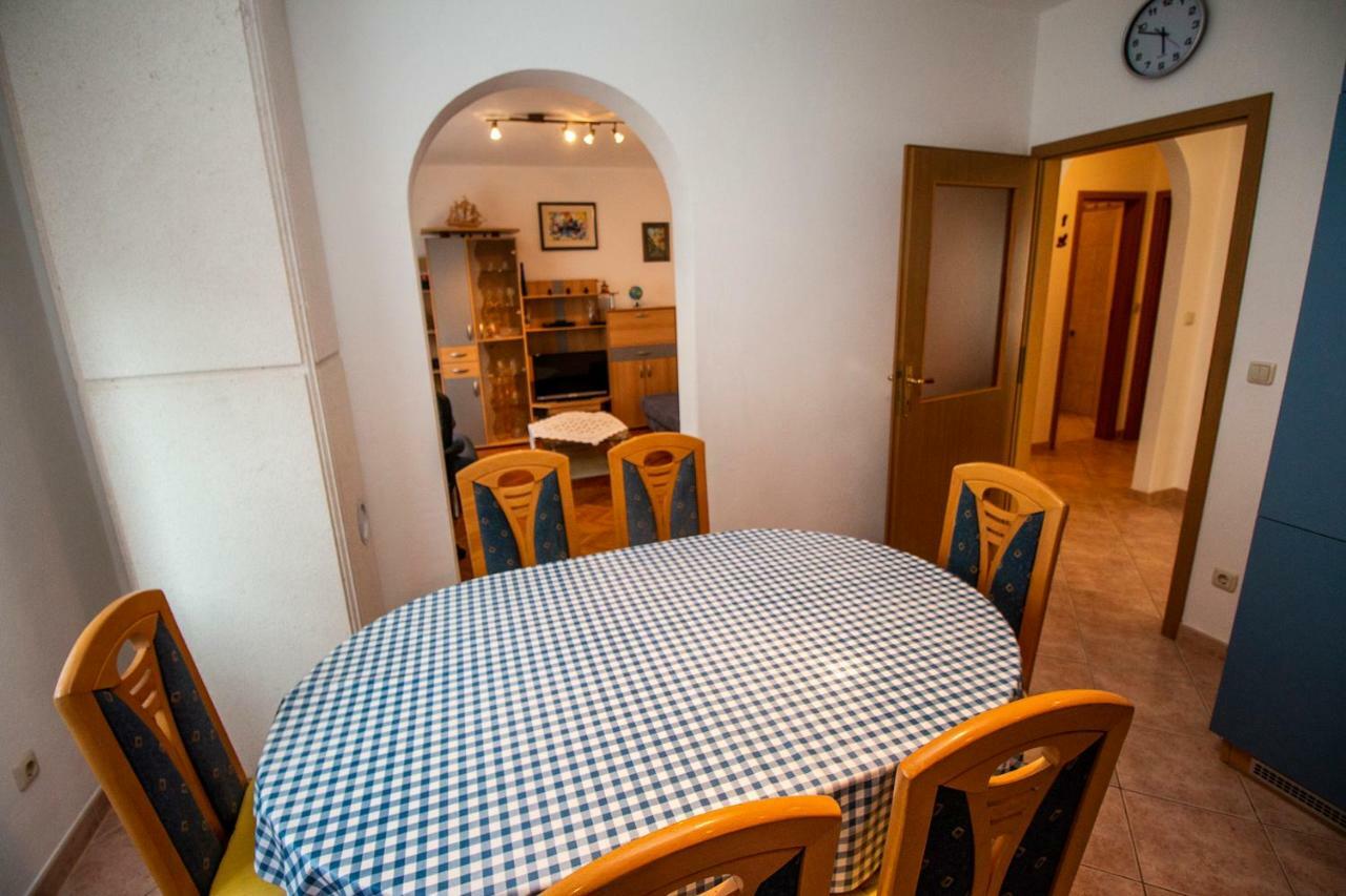 Apartmani Vrljicak Omiš Exteriör bild