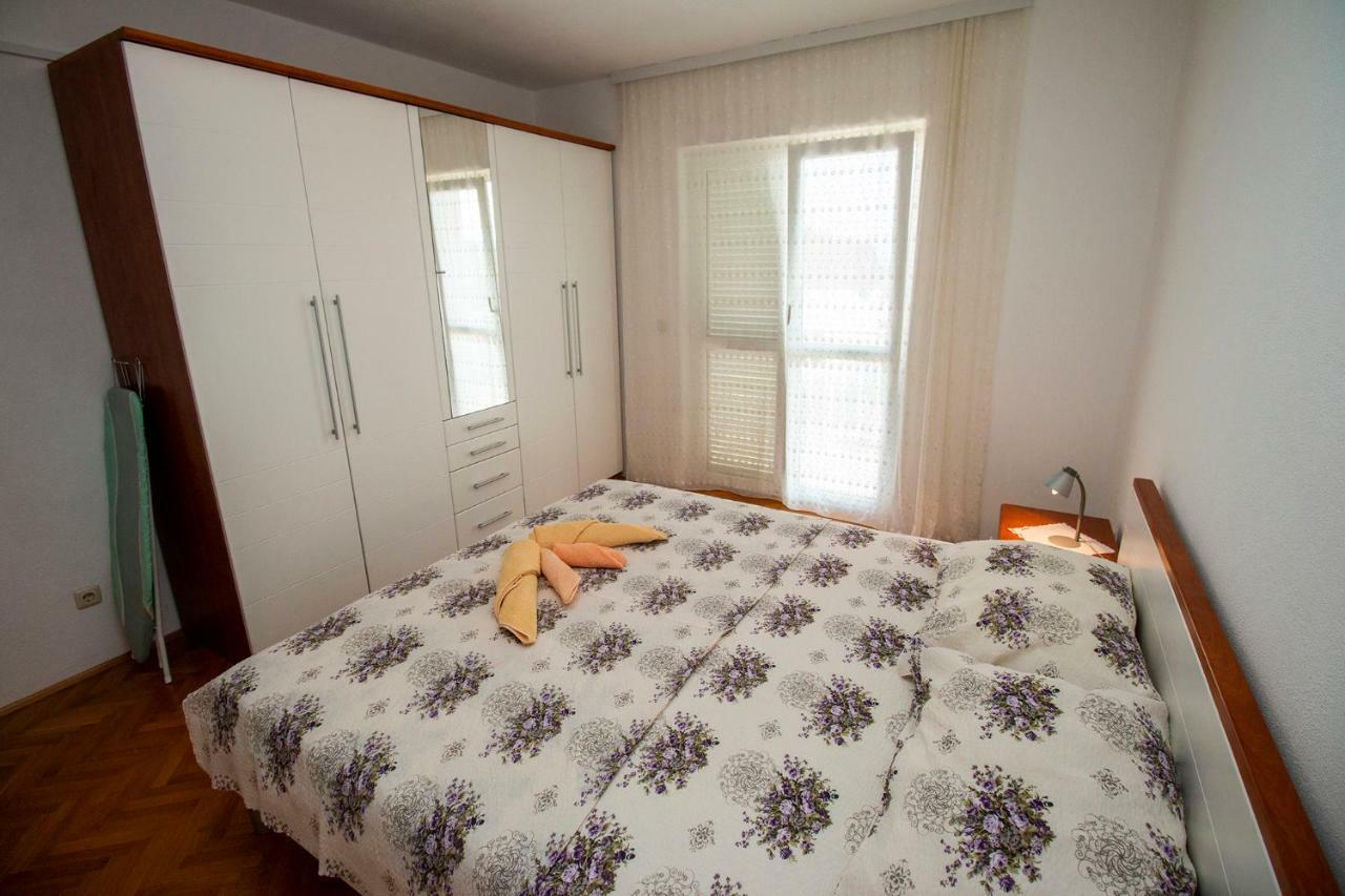 Apartmani Vrljicak Omiš Exteriör bild