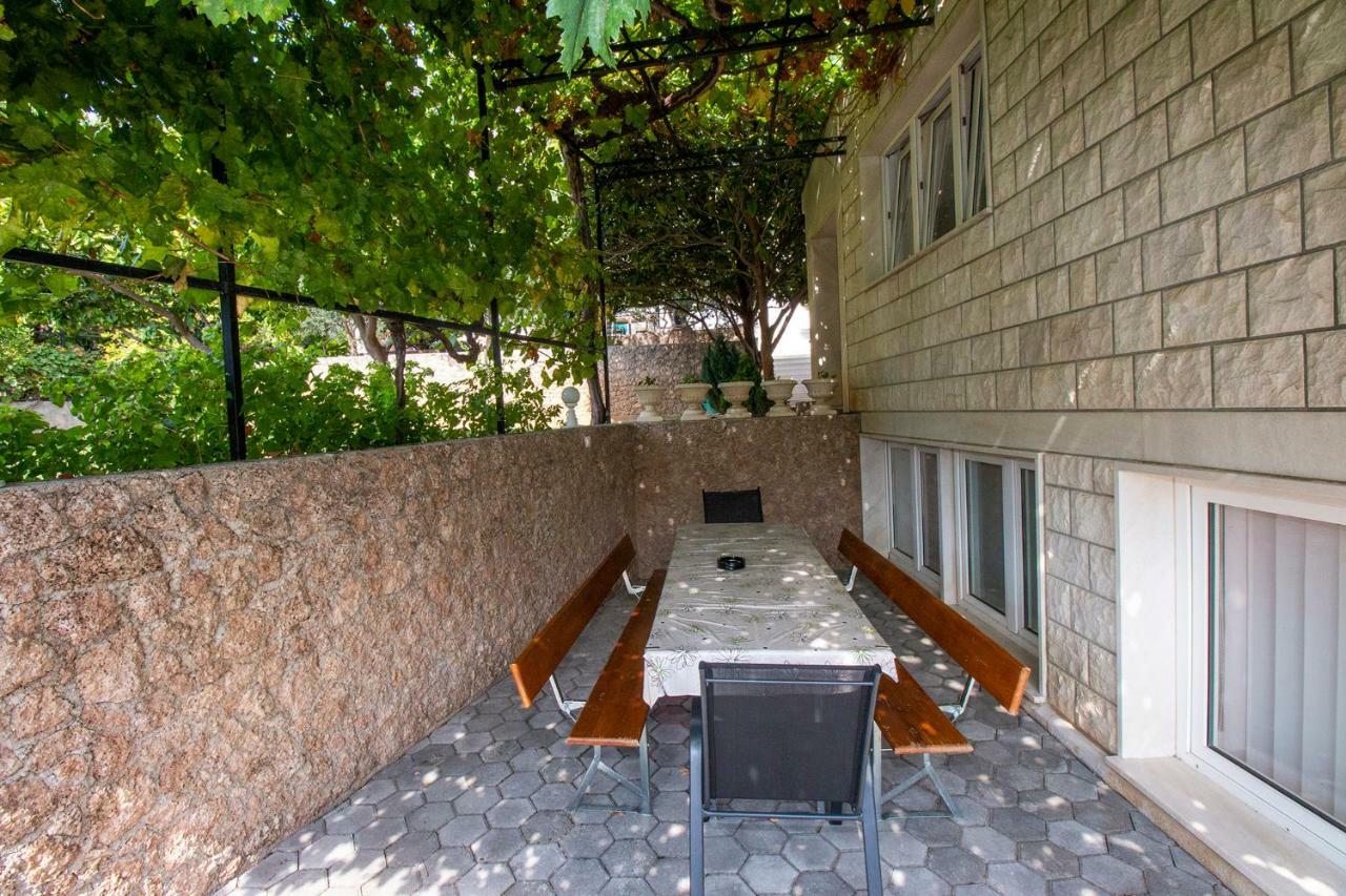 Apartmani Vrljicak Omiš Exteriör bild