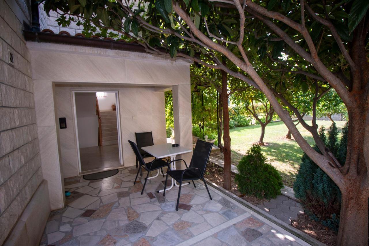 Apartmani Vrljicak Omiš Exteriör bild