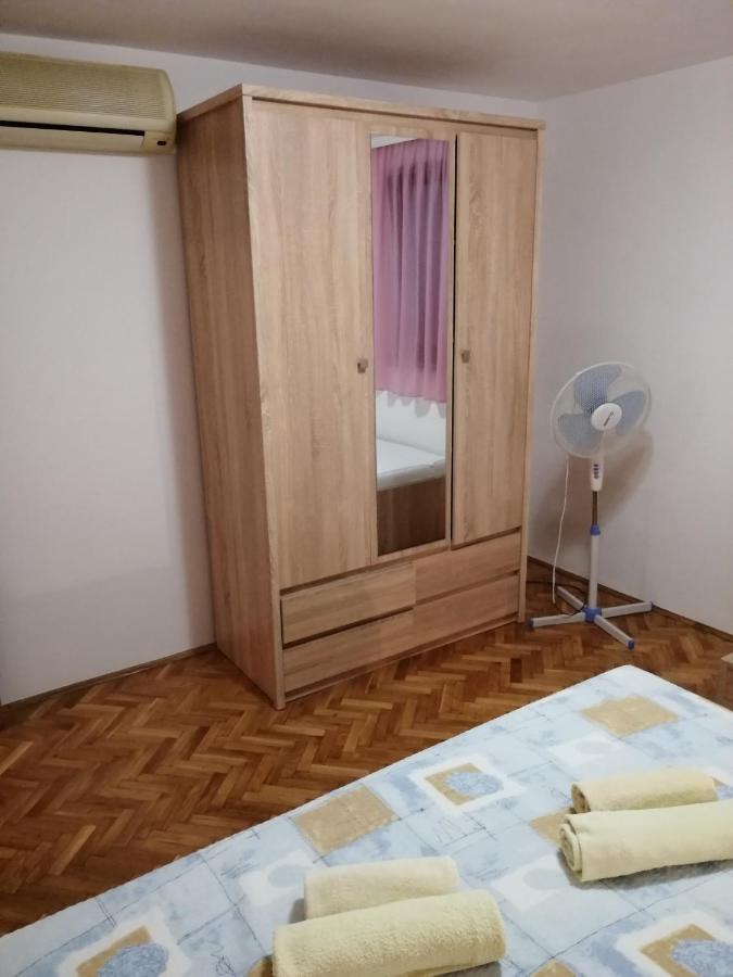 Apartmani Vrljicak Omiš Exteriör bild